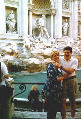 TREVI.JPG (267941 bytes)